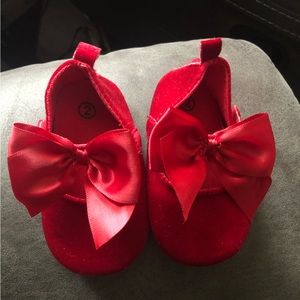 Red, Velvet baby shoes